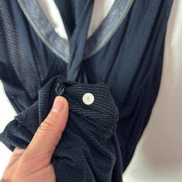 Lululemon Tank Top - Women's 8 - Picture 7 of 7